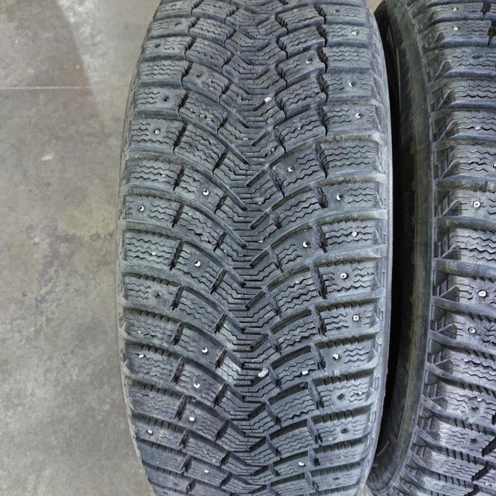 Зимние шины MICHELIN 235/55 17