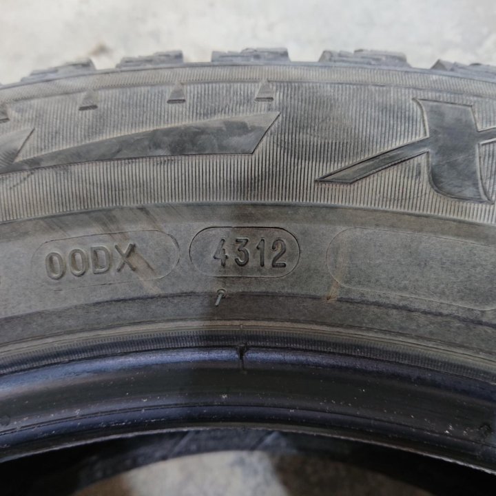 Зимние шины MICHELIN 235/55 17