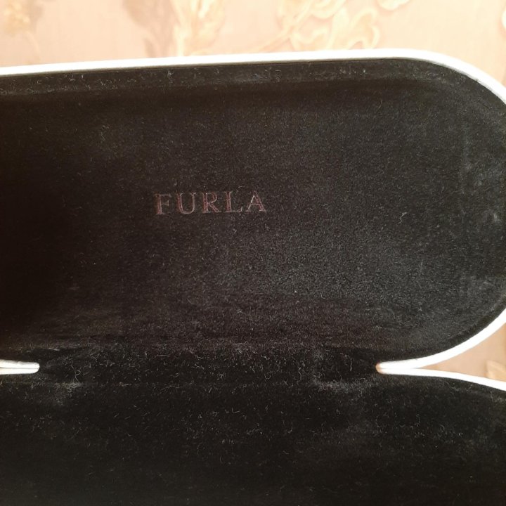 Очечник Furla