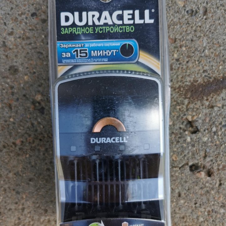 Новое зарядное устройство Duracell CEF15