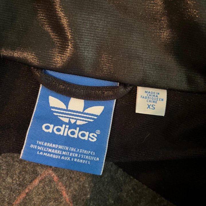 Олимпийки черная adidas chile