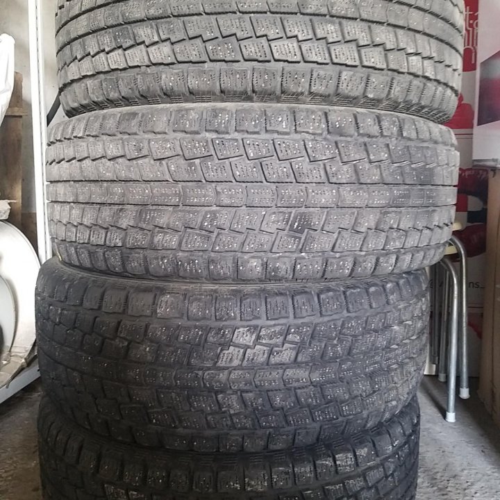 Шины R17 265/65 Hankook DynaPro i*cept RW08