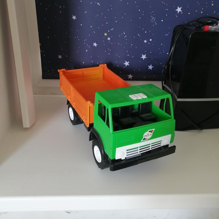 Машинка самосвал