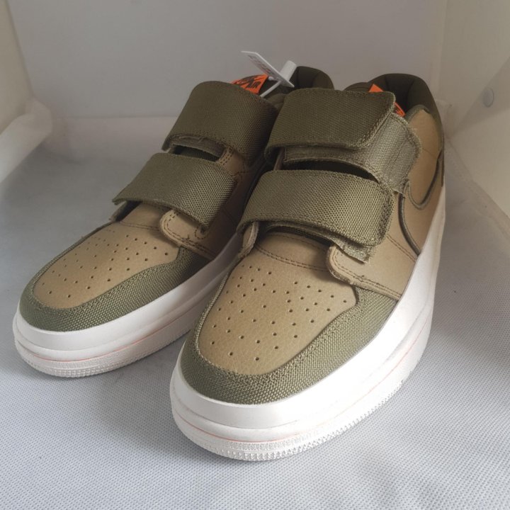 Кроссовки Nike air jordan 1 re lo double strp