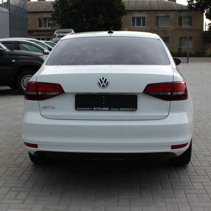 Volkswagen Jetta, 2018