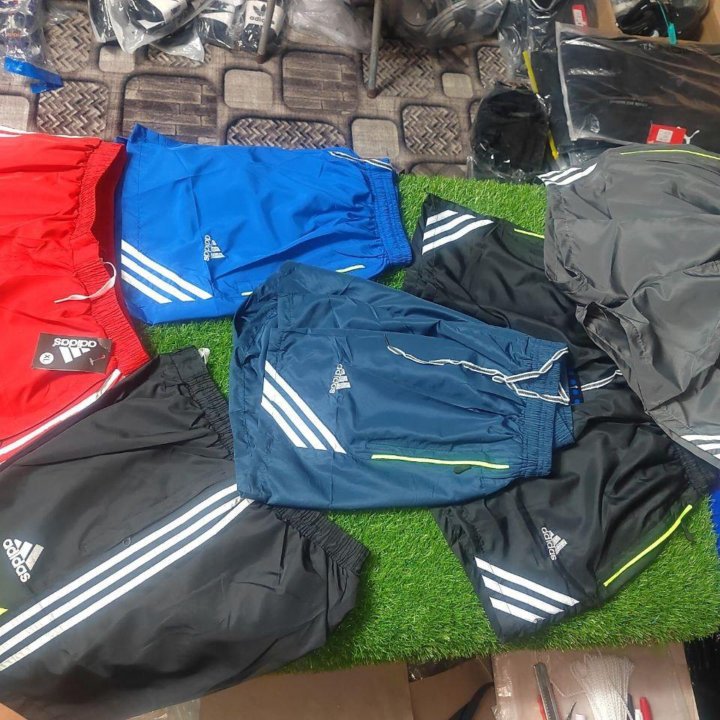 Шорты adidas