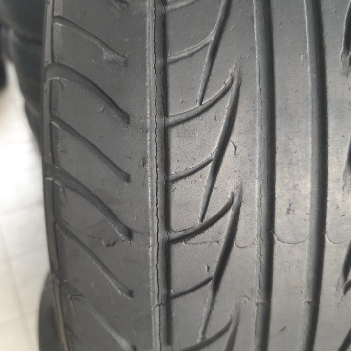 235/60 R16 Nankang Toursport 611