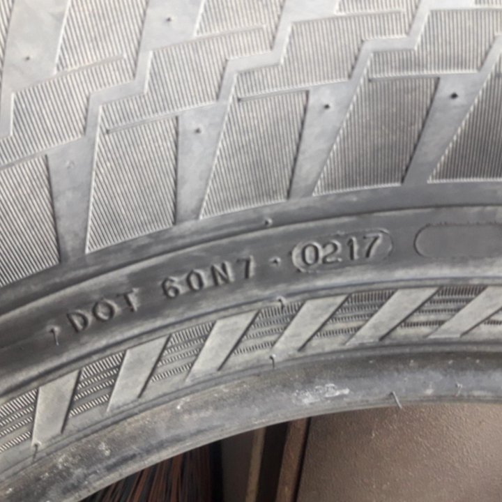 285/60r18 Nokian Hakka Blue