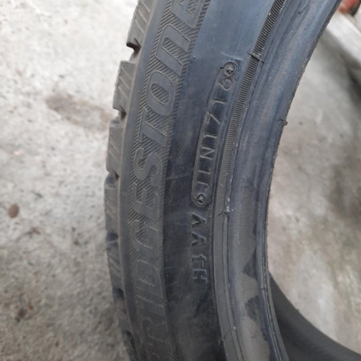 Bridgestone 235/45/18, 1шина