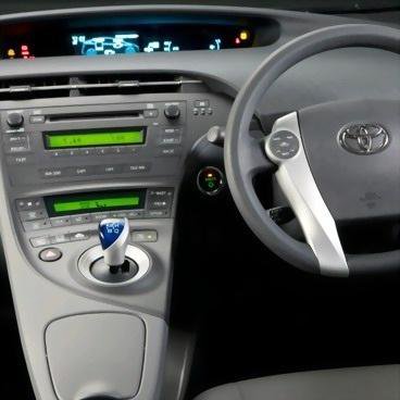 Рамка магнитолы Toyota Prius-3 2009- 10