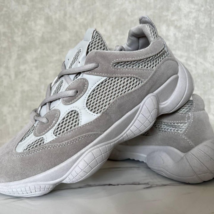 Кроссовки Adidas Yeezy boost 500