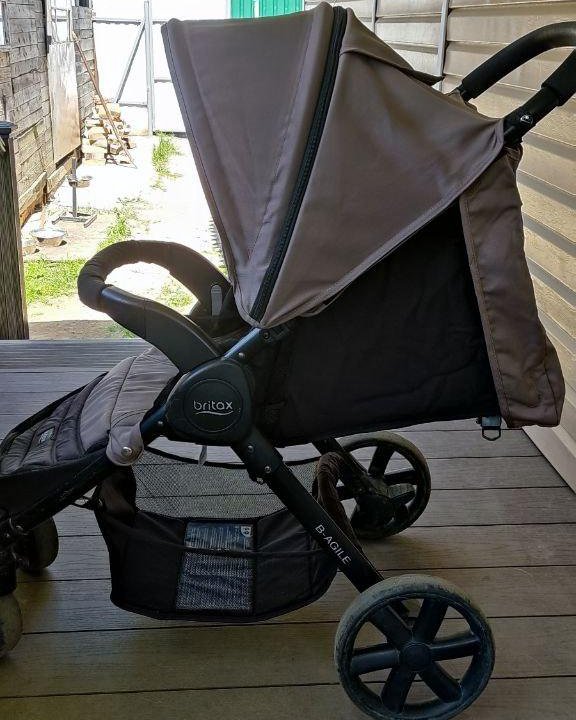 Прогулочная коляска britax b-agile