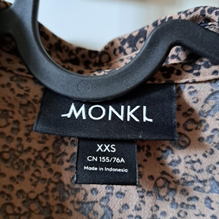 Блузка Monki