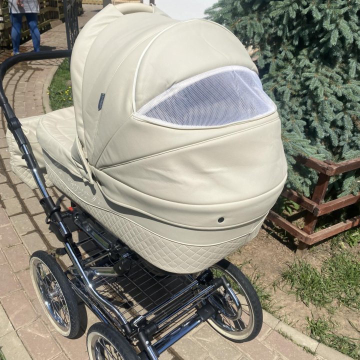 Коляска 3 в 1 до 3-4 лет