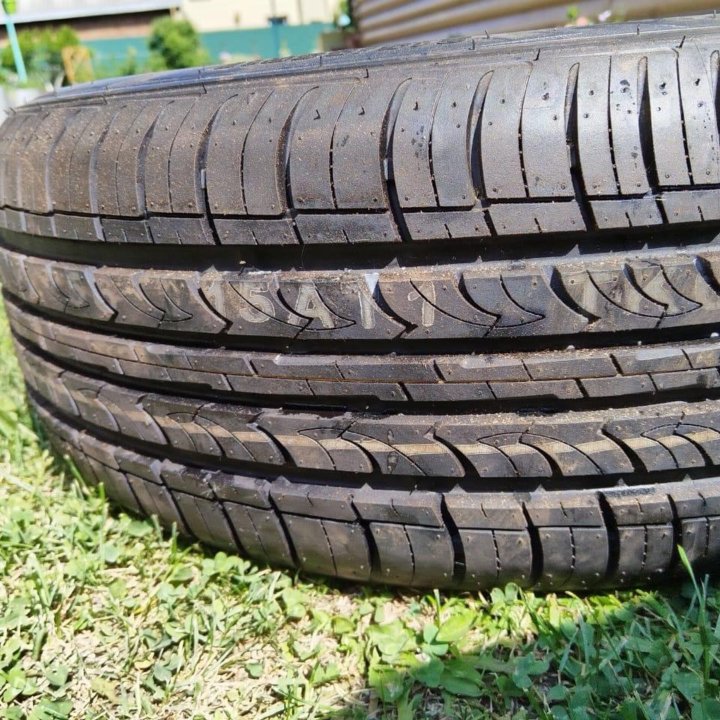 Шины летние 215/55R17