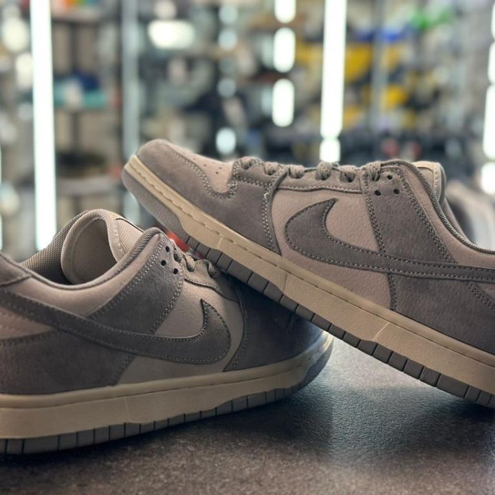 Кроссовки Nike Dunk Low