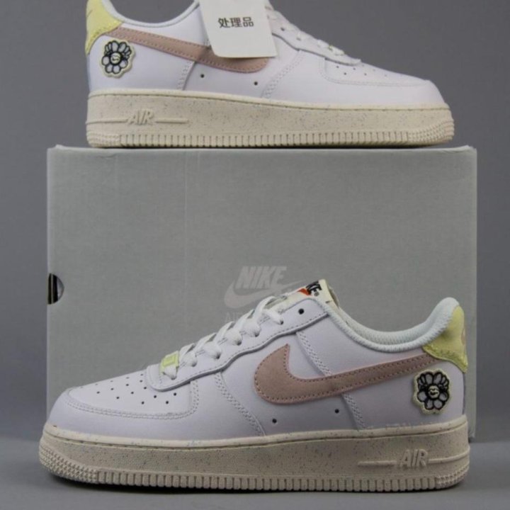 Кроссовки женские Nike Air Force