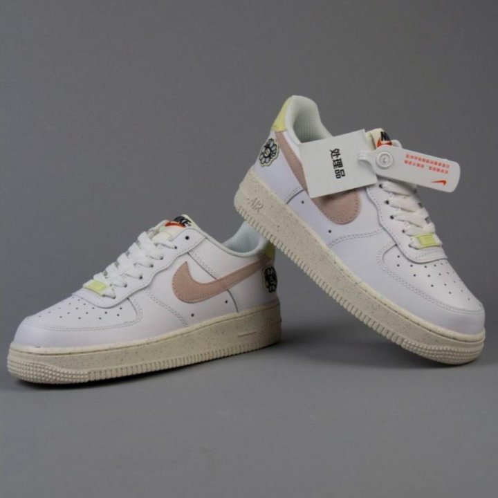 Кроссовки женские Nike Air Force