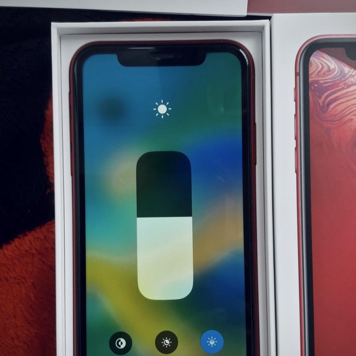 iPhone XR 128 гб Красный лучший