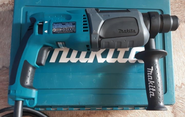 Makita hr2470 кейс. Шильдик перфоратора Макита 2470. 77ak2470. Поиск фото по номеру 2470.