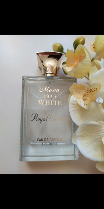 Noran perfumes moon white. Мун Вайт 1947. Норан Мун Вайт 1947. Noran Moon White. Moon 1947 White.