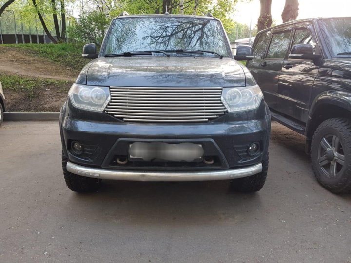 Последовательность снятия поврежденной решетки