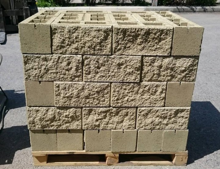 Колотый камень блок. Блоки для цоколя. Блок колотый полнотелый 390х95х188 мм. Колотый камень блок. Колотый блок для забора.