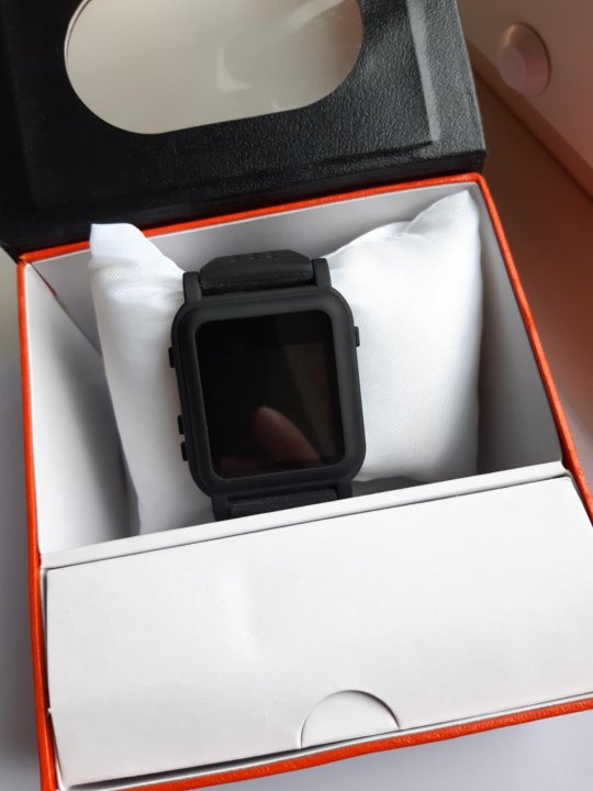 apple watch 4gb