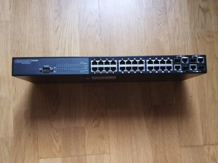 Коммутатор edge-core es3550ya. Коммутатор edge-core es3552m. Оптический коммутатор 10 гбит. Edge core коммутатор. Коммутатор edge-core 100g.