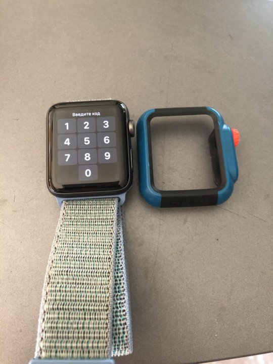 Купить новые Apple Watch Nike+ 42mm ремешок Nike цвета «листовое  серебро/белый» в Москве с доставкой по низкой цене - Интернет-магазин  city4g.ru