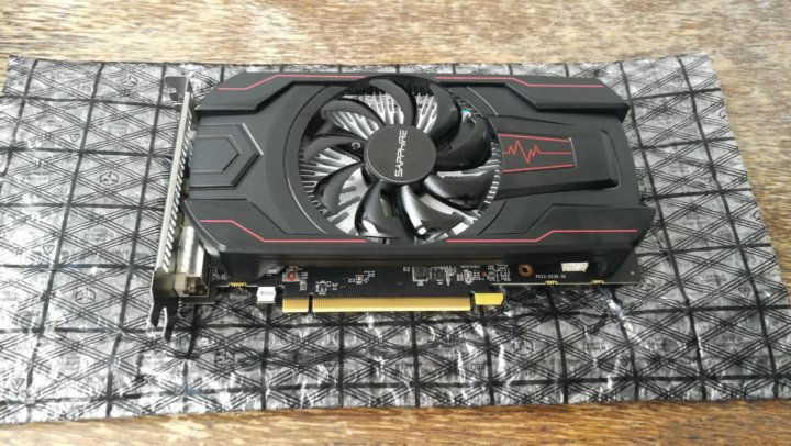 Rx560 4gb нет изображения вентиляторы работают