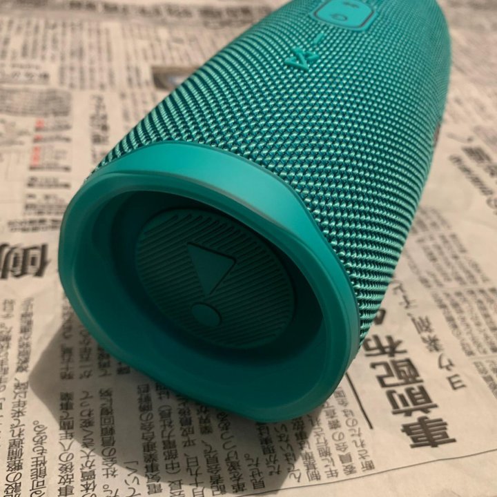 Колонка jbl оригинал 5. JBL charge 4 Teal. JBL charge 5 Teal. Акустика JBL charge 4 Teal. Беспроводная акустика JBL charge 5 Teal.