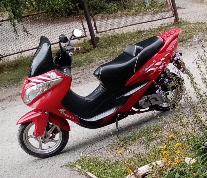 Скутер венто смарт 2. Мопеды 150 кубов новые. Скутер firebird 150 кубов. Скутер грейс 150 кубов. Скутер 150 кубов e charm.