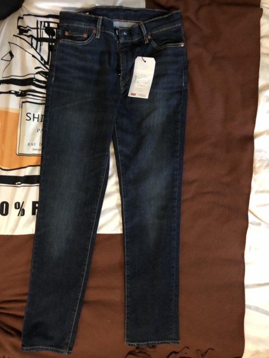 Мужские джинсы Levis W30 L34 – купить в Москве, цена 3 999 руб., продано 8  сентября 2020 – Штаны и шорты