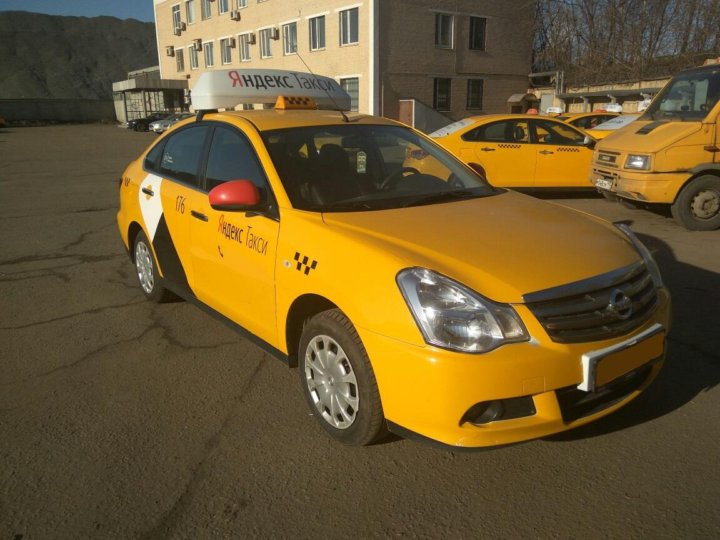 Машина "такси". Аренда такси гараж. Аренда такси. Аренда авто для работы в такси. Аренда такси в москве.