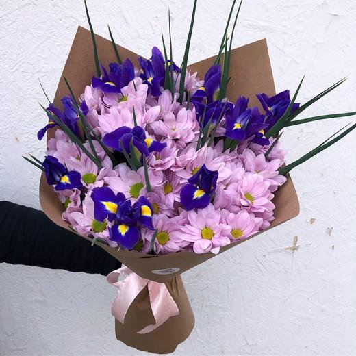 монобукет - ирисы. монобукет - ирисы.