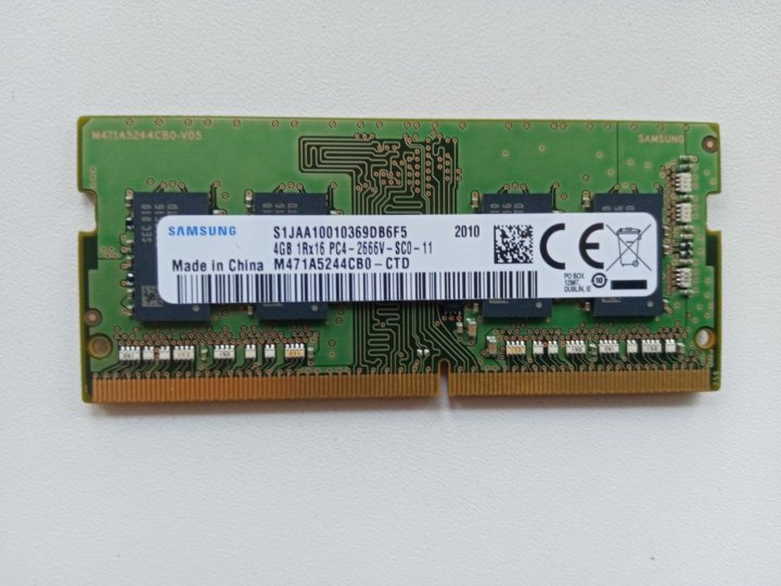 Sodimm ddr4 16gb samsung. 4gb 1rx16 pc4-2400t-sc0-11. Серийный номер оперативной памяти. Приставка РС 3 память самсунг. Оперативка самсунг kovboo70217fcc90a.