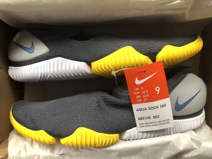 nike aqua sock uk