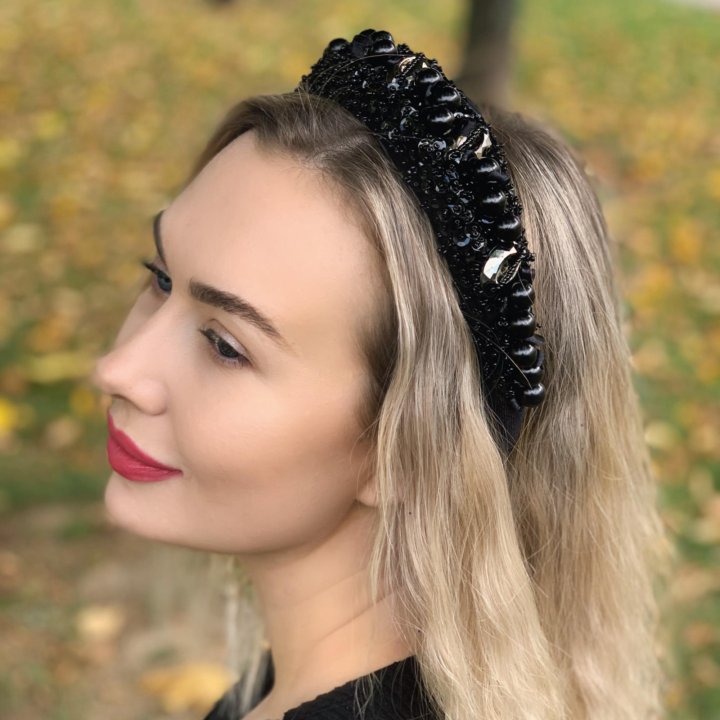 Ободок с натуральных камней от riderpark-tour.ru | Jeweled headband, Beaded brooch, Hair accessories