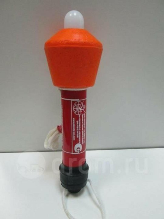 Самозажигающийся огонь спасательного круга. Буй самозажигающийся для спасательного круга. Буй самозажигающийся бсск-12. Буй светящийся бсск циклон. Самозажигающийся огонь спасательного круга.