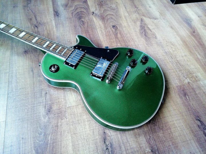 green les paul custom