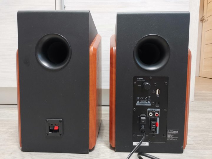 Колонки f d r60bt. Fenda r60bt. F&D r60bt. Колонки 2.0 f&d r60bt.
