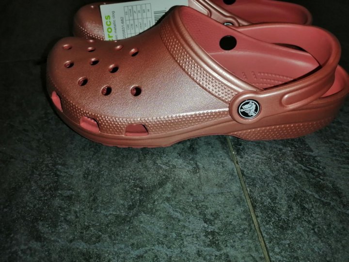black crocs white sole