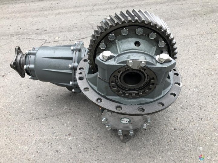 Редуктор средний камаз 47 зубьев. Шпилька редуктора камаз 65115. Редуктор средний камаз 47 зубьев. Бортовой редуктор среднего моста камаз 6560. Средний редуктор камаз 6520.