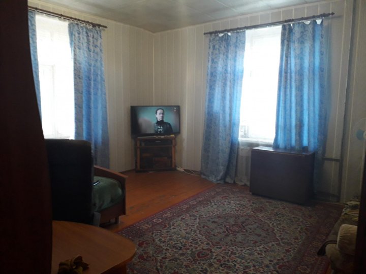 Серов купить 1 комнатную. Новая квартира в городе Серове 2 этаж. Серов аренда фото для студии.