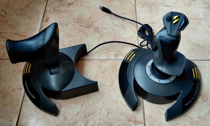 Thrustmaster afterburner. Thrustmaster top gun. thrustmaster top gun afterburner 2 не калибруется ось x. thrustmaster top gun afterburner 2 замена резистора.