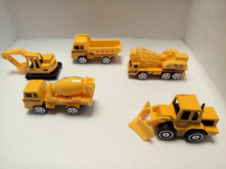 mashiny inercionnye modelki kupit v