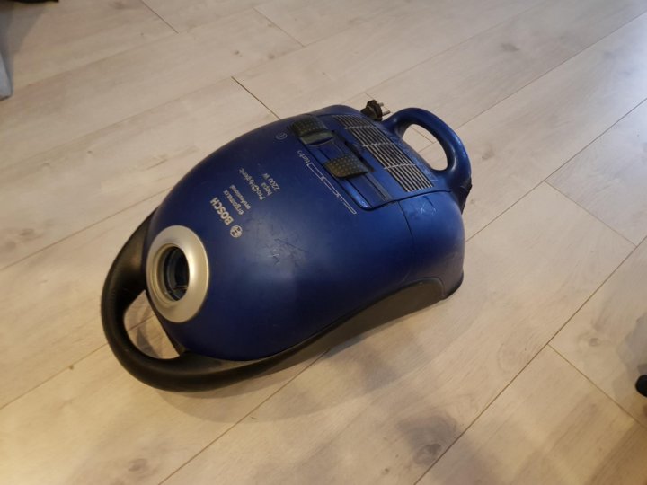 Купить Пылесос Bosch Bsg