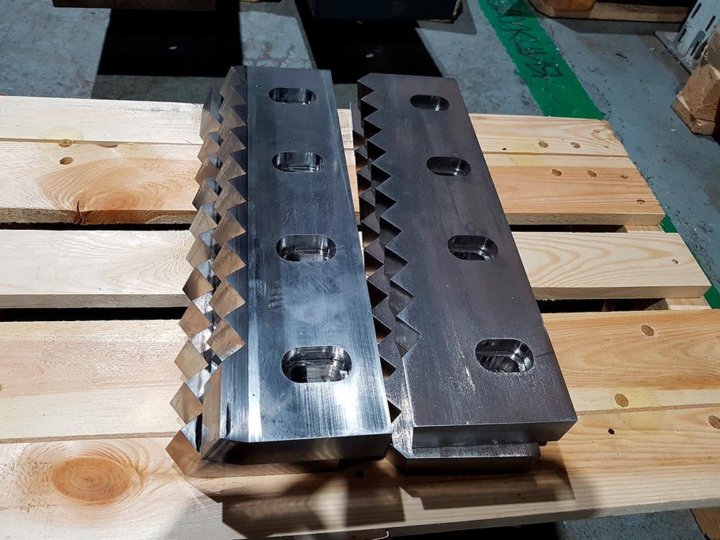 Купить Изготовление ножей по чертежам от Salamandra Salamandra Company