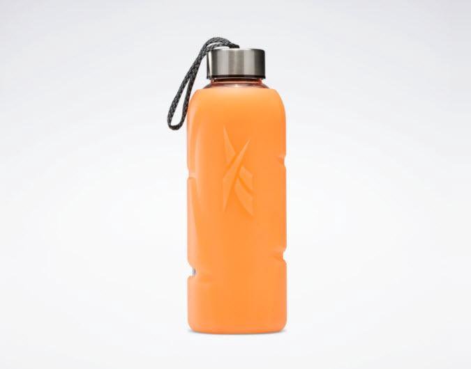 Бутылка для воды bingo 630мл. Spf оранжевая бутылка. Бутылка для воды оранжевая. Бутылочка для воды оранжевая. Бутылка с карабином pacific 770мл.